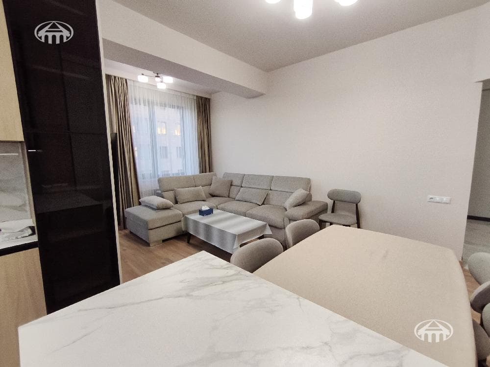 Բնակարան · 4 սեն. · 105 մ² · Արաբկիր — Լուսանկար 4 / 13