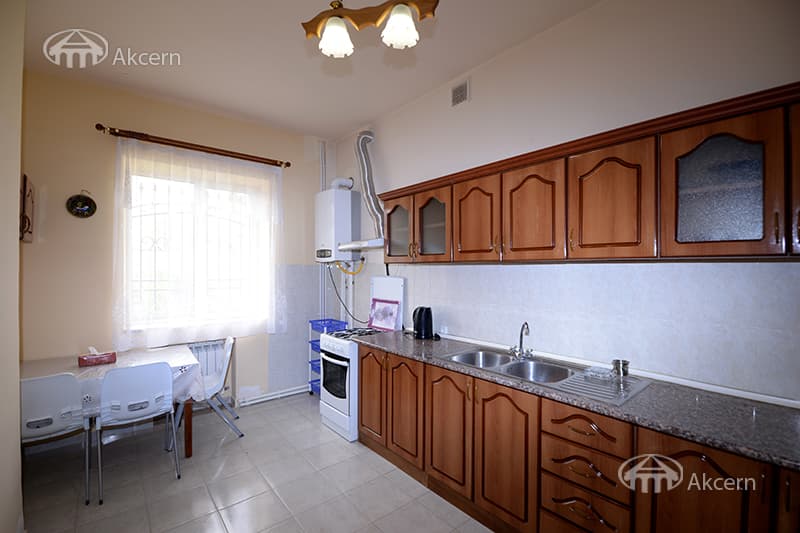Mansion · 4 rooms · 273 m² · Ajapnyak