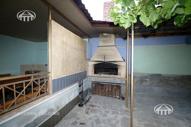 Mansion · 8 rooms · 607.5 m² · Qasax
