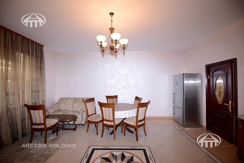 Квартира · 4 комн. · 197 м² · Арабкир