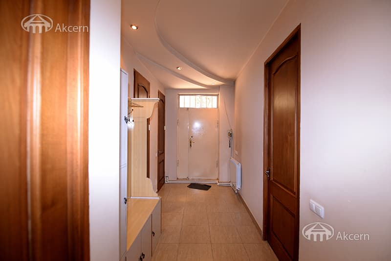 Mansion · 3 rooms · 160 m² · Nork-Marash