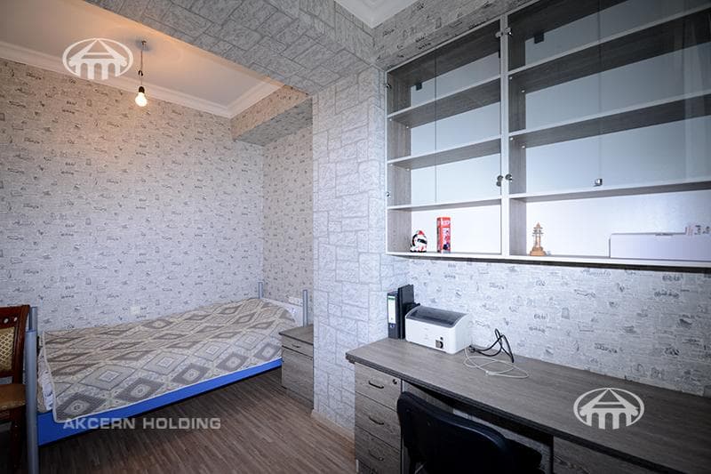 Apartment · 4 rooms · 158 m² · Arabkir