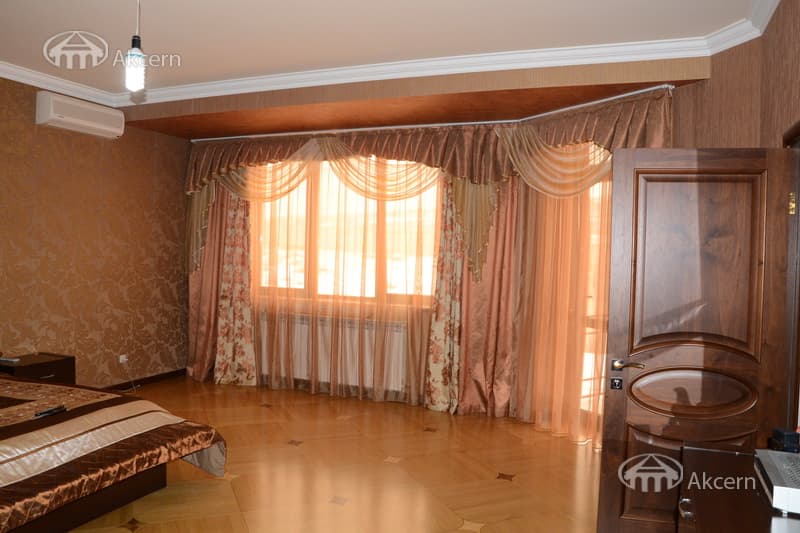 Дом · 4 комн. · 220 м² · Норк-Мараш