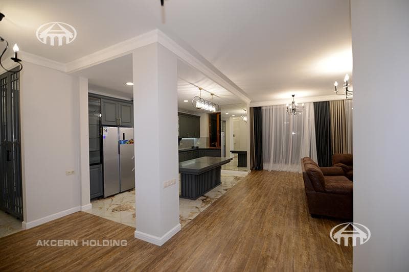 Квартира · 4 комн. · 151 м² · Кентрон