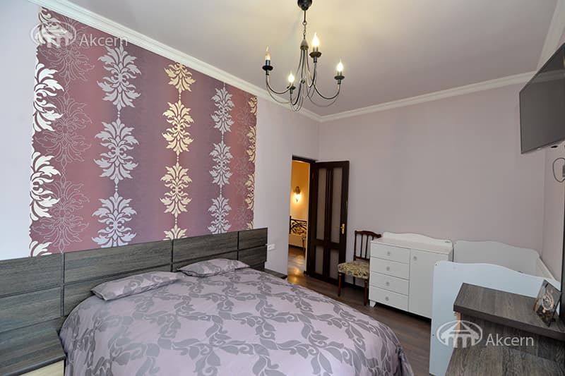 Особняк · 5 комн. · 282 м² · Кентрон