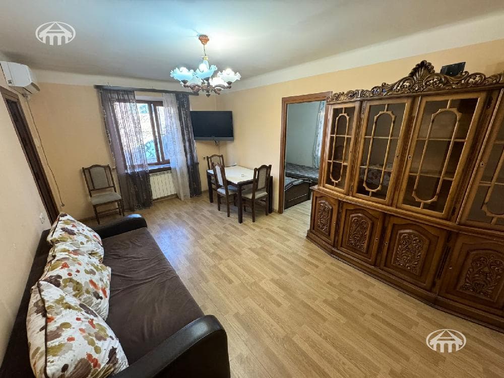 Apartment · 1 rooms · 40 m² · Kentron