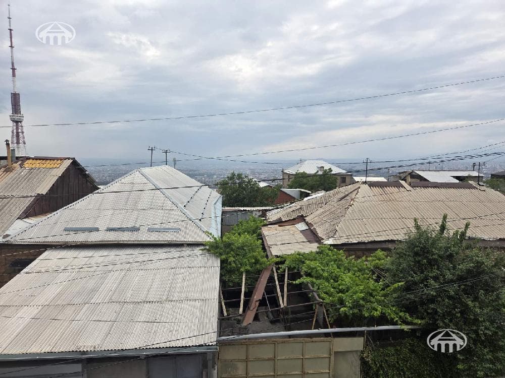 Սեփական տուն · 6 սեն. · 237 մ² · Նորք-Մարաշ