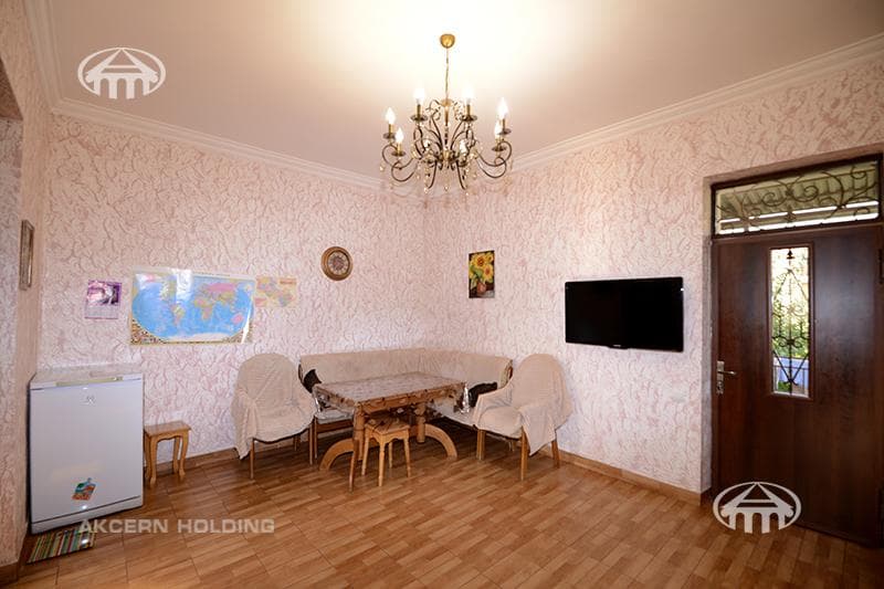 Особняк · 4 комн. · 236 м² · Давташен