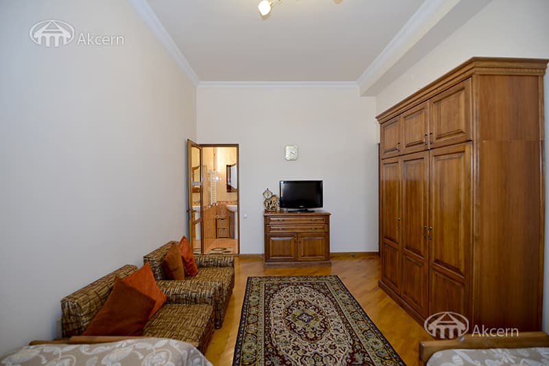 Особняк · 7 комн. · 490 м² · Нор-Норк