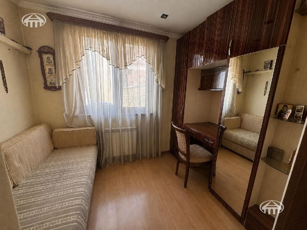 Apartment · 3 rooms · 73 m² · Erebuni