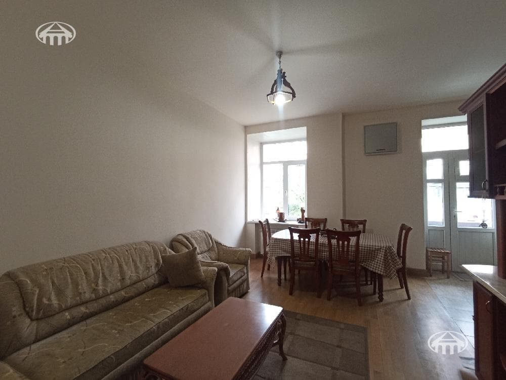 Квартира · 3 комн. · 73 м² · Кентрон