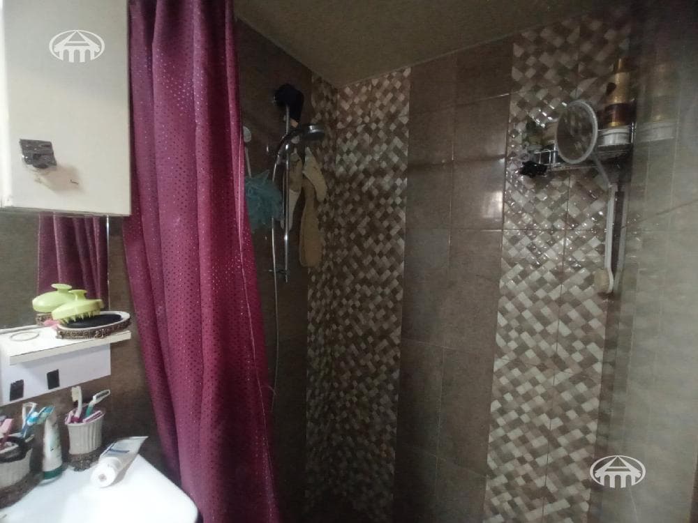 House · 3 rooms · 62 m² · Kentron