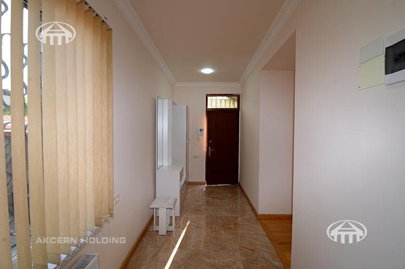 Առանձնատուն · 4 սեն. · 280 մ² · Առինջ