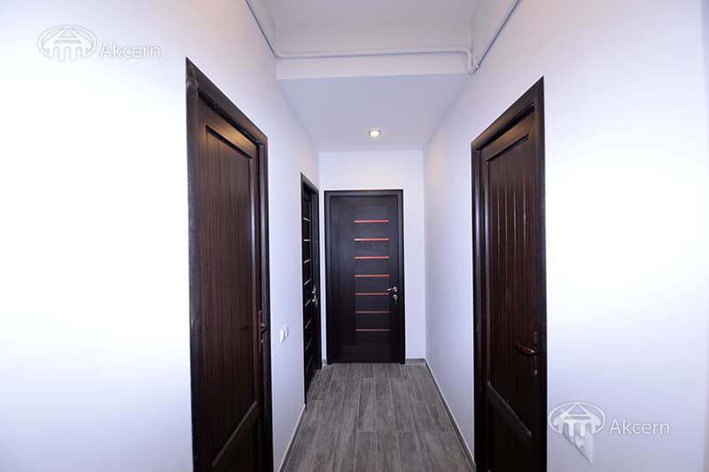 Квартира · 3 комн. · 96 м² · Арабкир