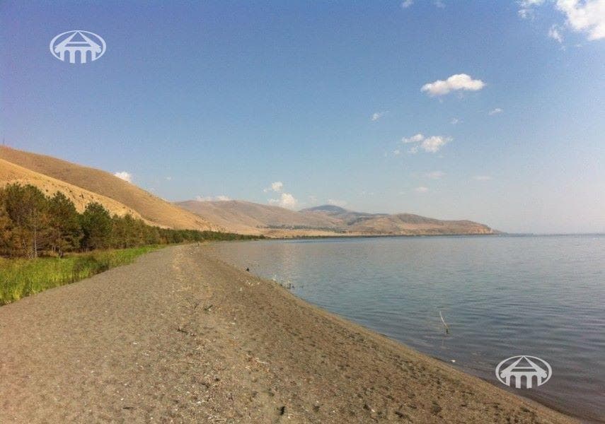 Land · 1,138 m² · Artanish