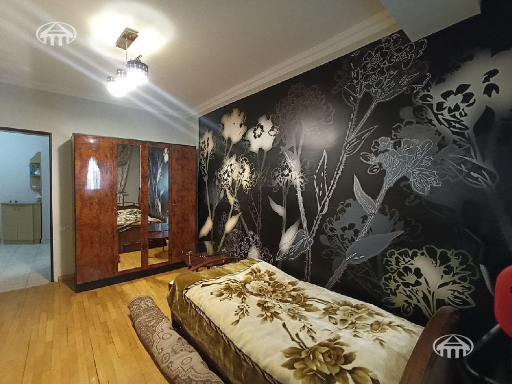 Apartment · 3 rooms · 76 m² · Arabkir
