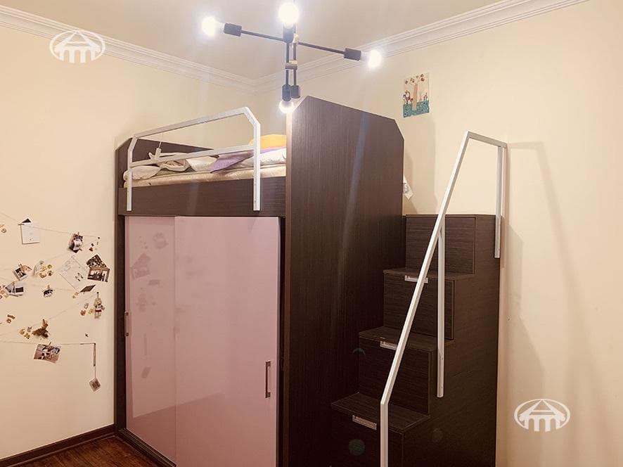 Квартира · 4 комн. · 101 м² · Кентрон