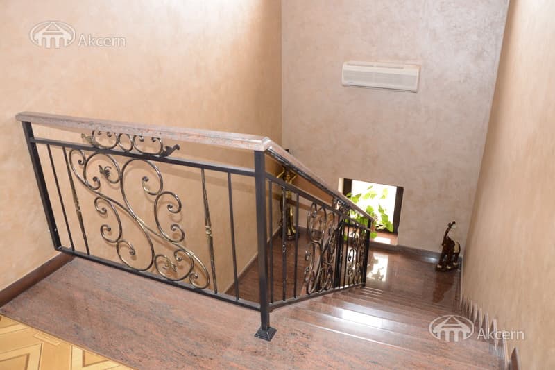 House · 4 rooms · 220 m² · Nork-Marash