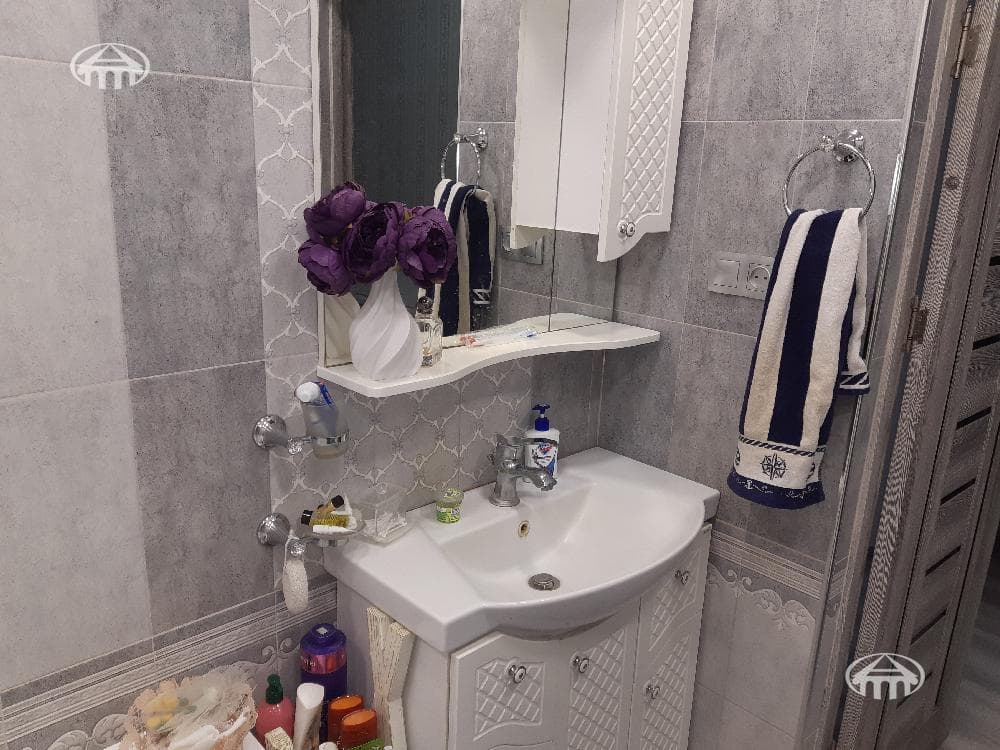 Բնակարան · 3 սեն. · 83 մ² · Դավթաշեն