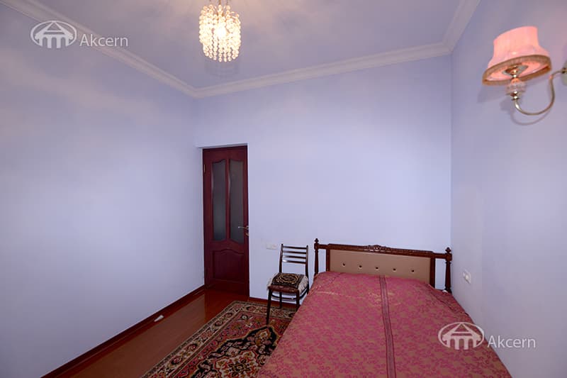 Квартира · 5 комн. · 251 м² · Арабкир