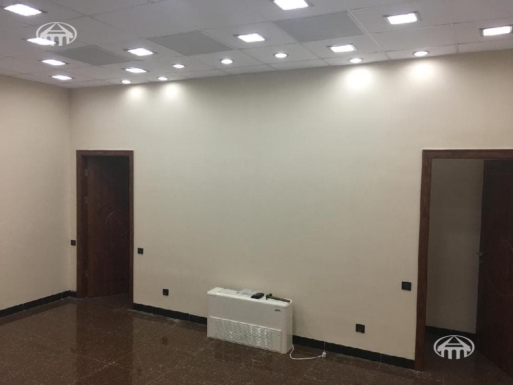 Retail · 39 m² · Kentron