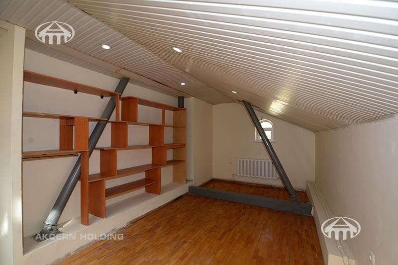 Առանձնատուն · 7 սեն. · 540 մ² · Աջափնյակ