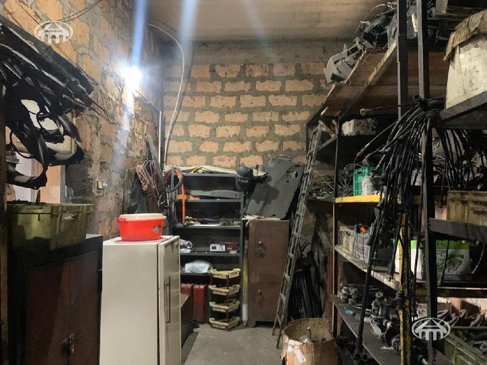 Автосервис · 95 м² · Аджапняк
