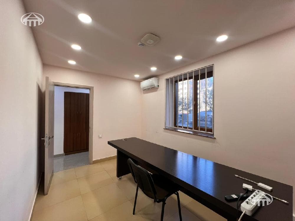 Retail · 664 m² · Arabkir