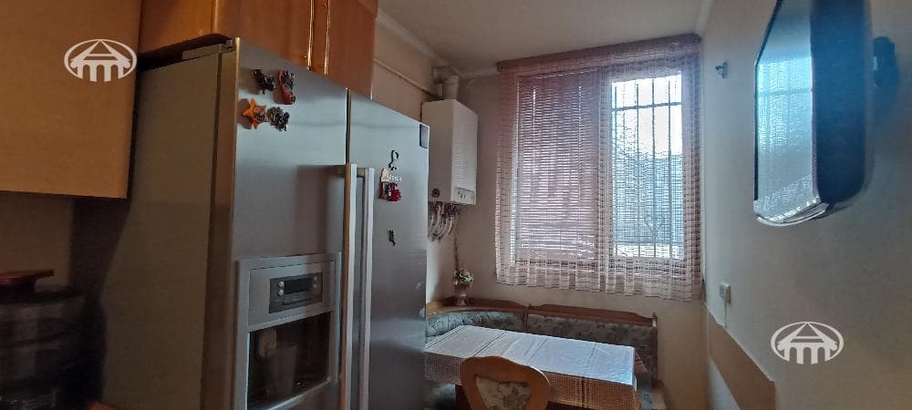 Apartment · 4 rooms · 110 m² · Kentron