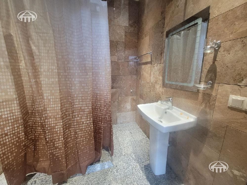 Особняк · 5 комн. · 527 м² · с. Аргел