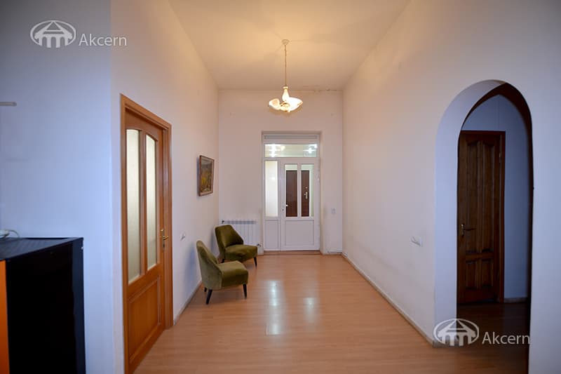 Дом · 6 комн. · 416 м² · Арабкир