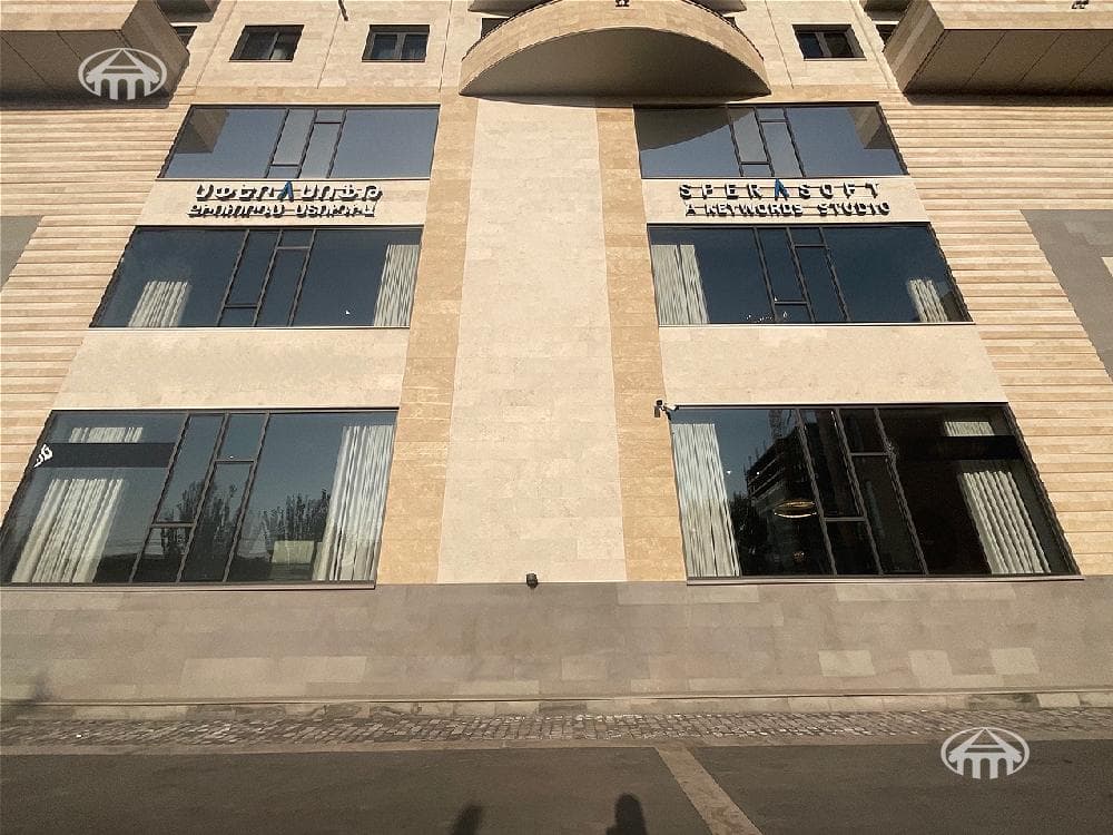 Գրասենյակ · 318 մ² · Քանաքեռ-Զեյթուն