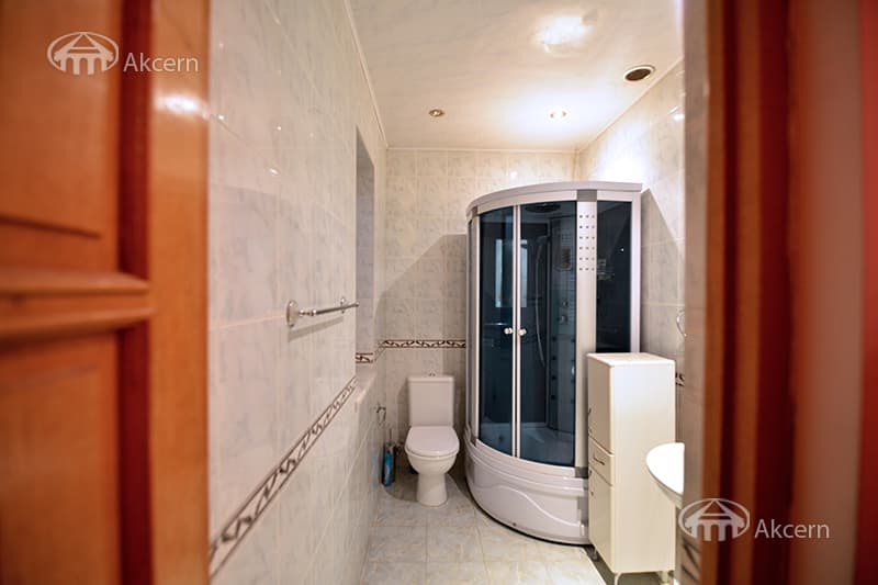 Особняк · 9 комн. · 680 м² · Арабкир