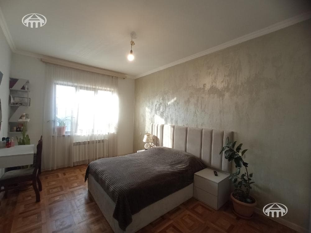 Особняк · 5 комн. · 425 м² · Эребуни