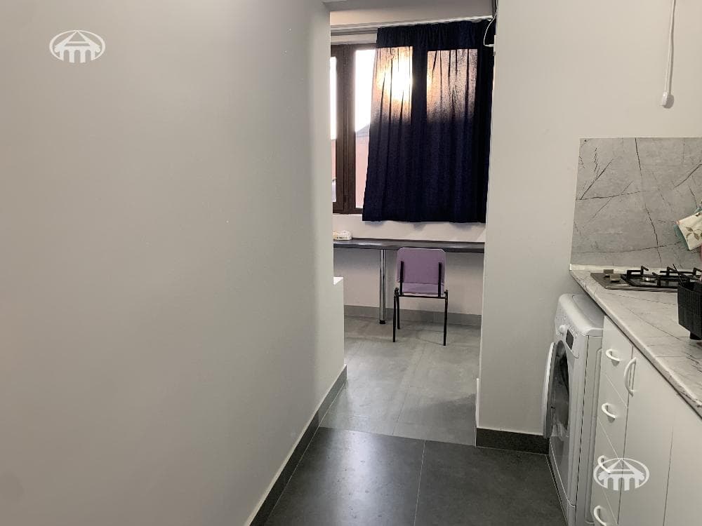 Office · 107 m² · Arabkir — photo 12 / 28