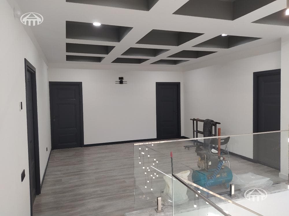 Առանձնատուն · 9 սեն. · 472 մ² · Քանաքեռ-Զեյթուն