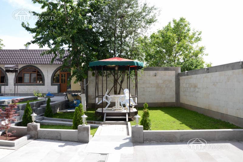 Особняк · 6 комн. · 300 м² · Норк-Мараш