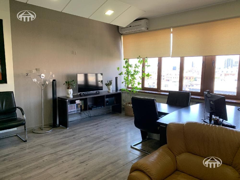 Office · 520 m² · Arabkir
