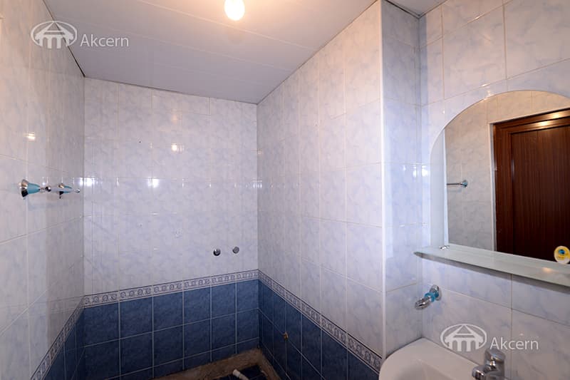 Office · 79 m² · Kentron