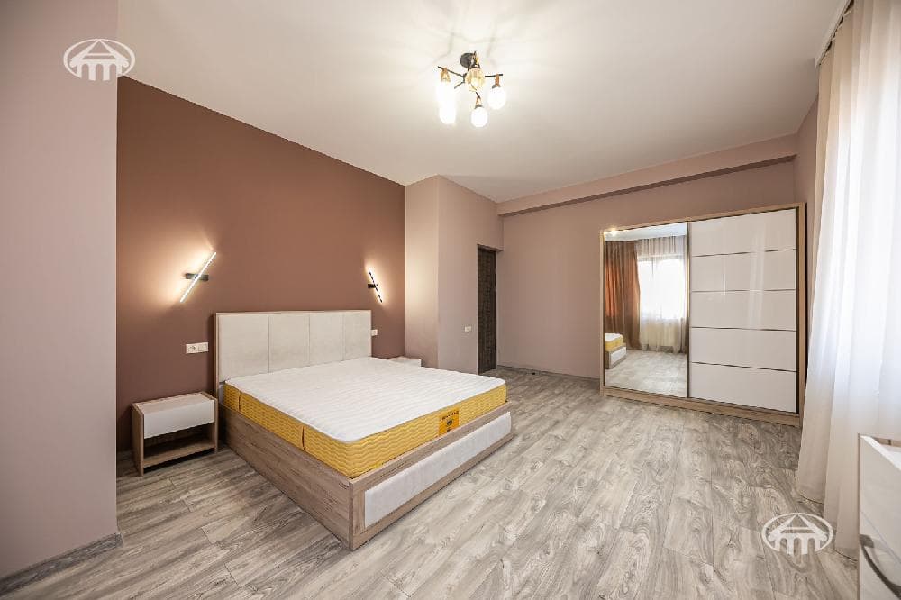 Особняк · 7 комн. · 280 м² · Касах
