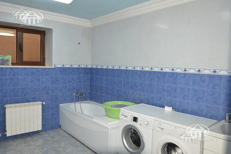 Mansion · 5 rooms · 379 m² · Arabkir