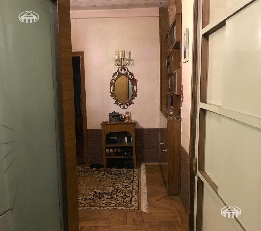 Квартира · 3 комн. · 80 м² · Арабкир