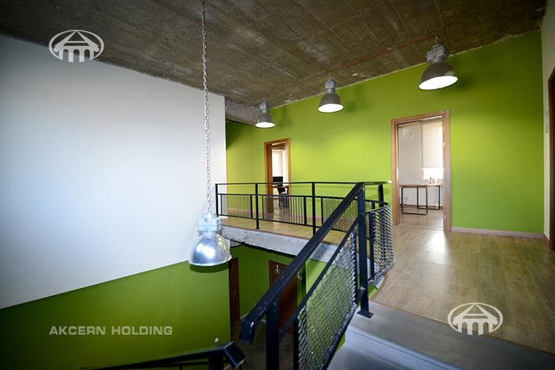Office · 660 m² · Kentron