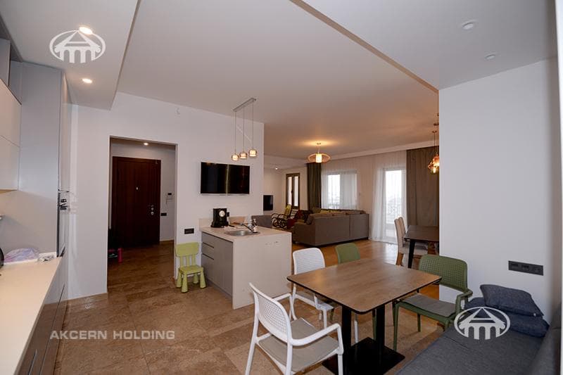 Квартира · 4 комн. · 176 м² · Кентрон