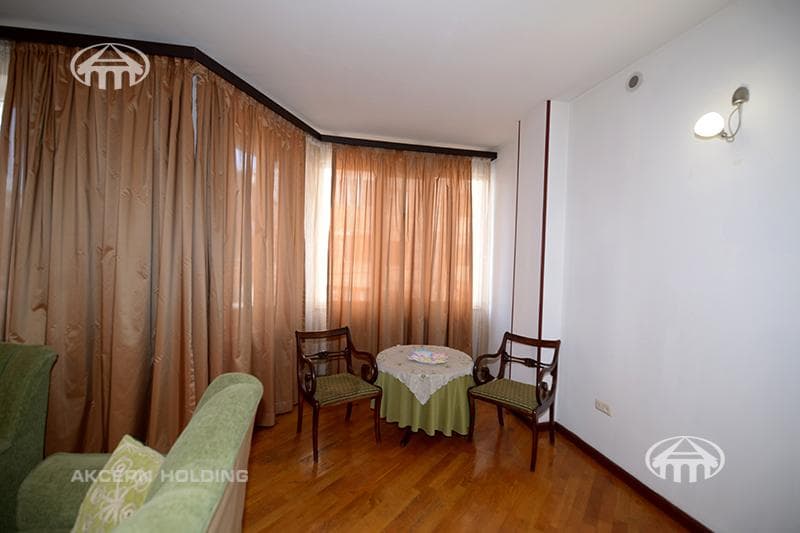 Дом · 6 комн. · 296 м² · Арабкир