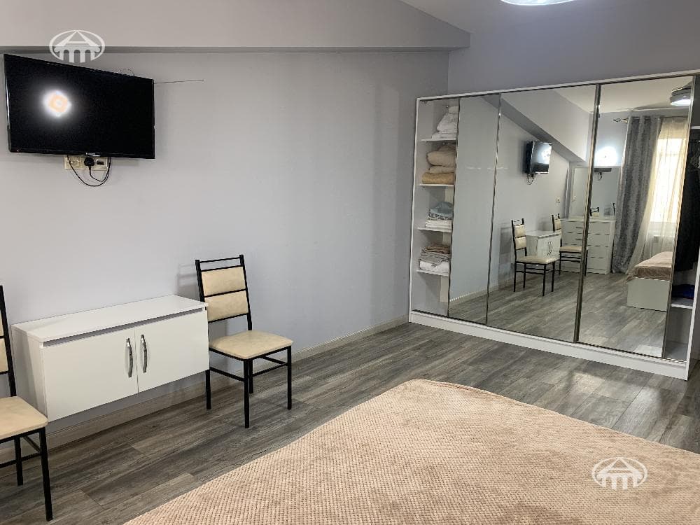 Квартира · 3 комн. · 120 м² · Арабкир
