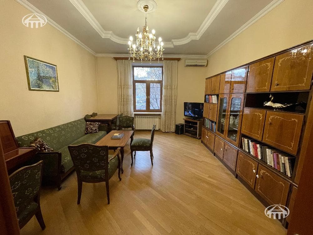 Квартира · 3 комн. · 92 м² · Арабкир