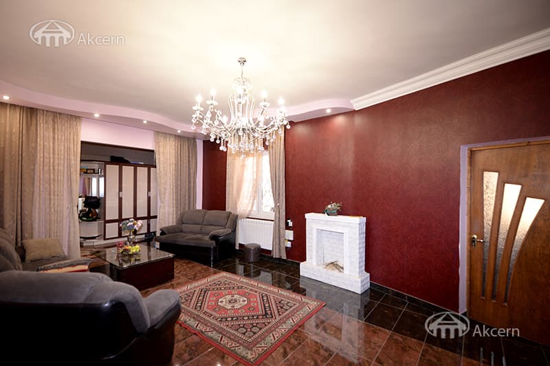 Квартира · 3 комн. · 120 м² · Кентрон