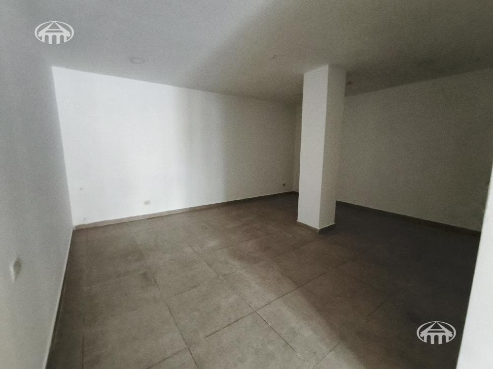 Магазин · 145 м² · Кентрон