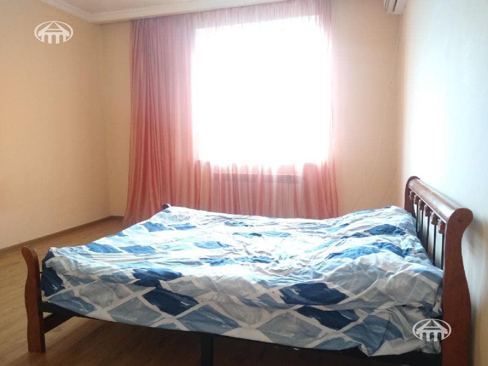 Mansion · 5 rooms · 243 m² · Ajapnyak
